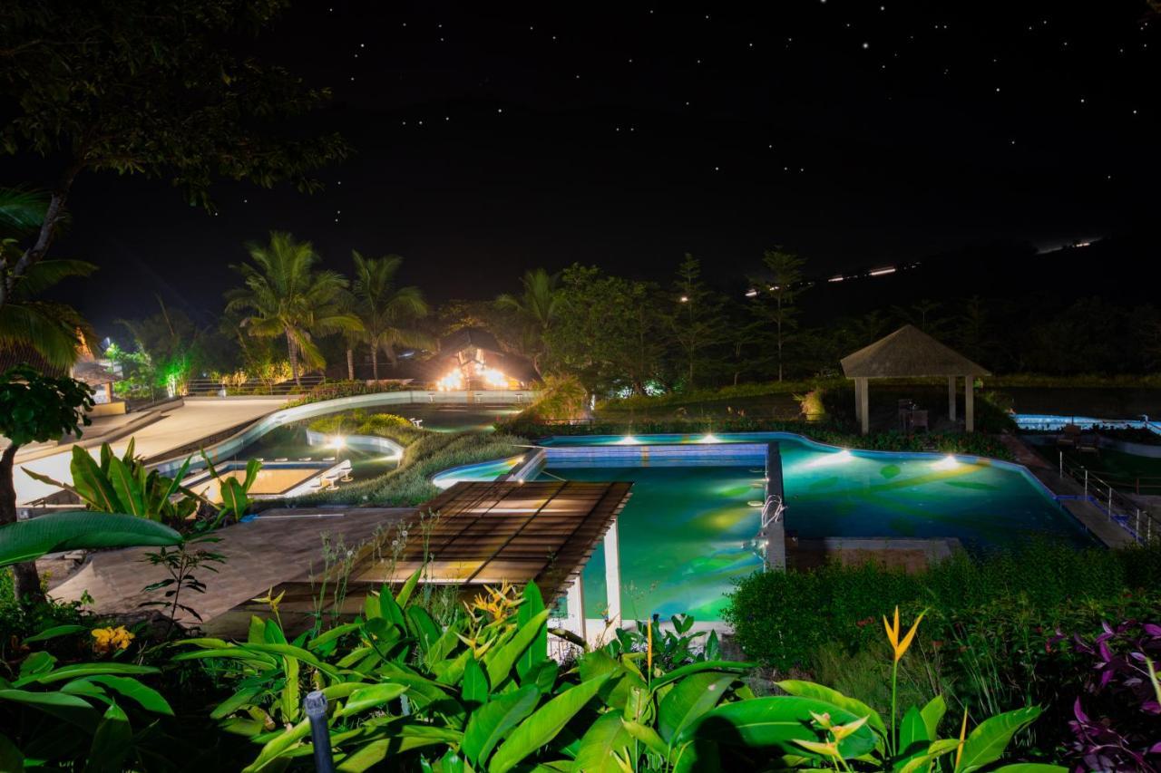 Encore A Boutique Resort Mulshi Dış mekan fotoğraf